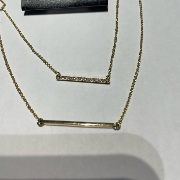 Authentic Banana Republic Golden Necklace (shocker style). - Picture 9 of 10